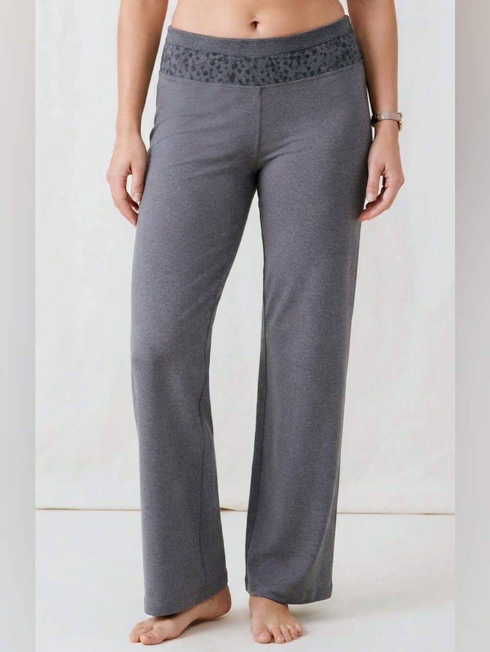 TUFF ATHLETICS Charcoal Grey Straight Leg Yoga Pants 30" Inseam | Size Medium M